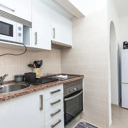 A61 - Largo Do Moinho In *